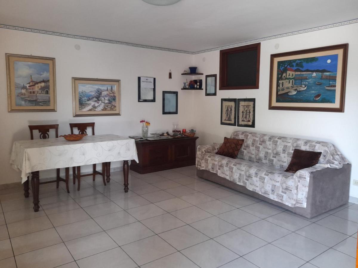 הוילה ספוטורנו Casa Giardino מראה חיצוני תמונה